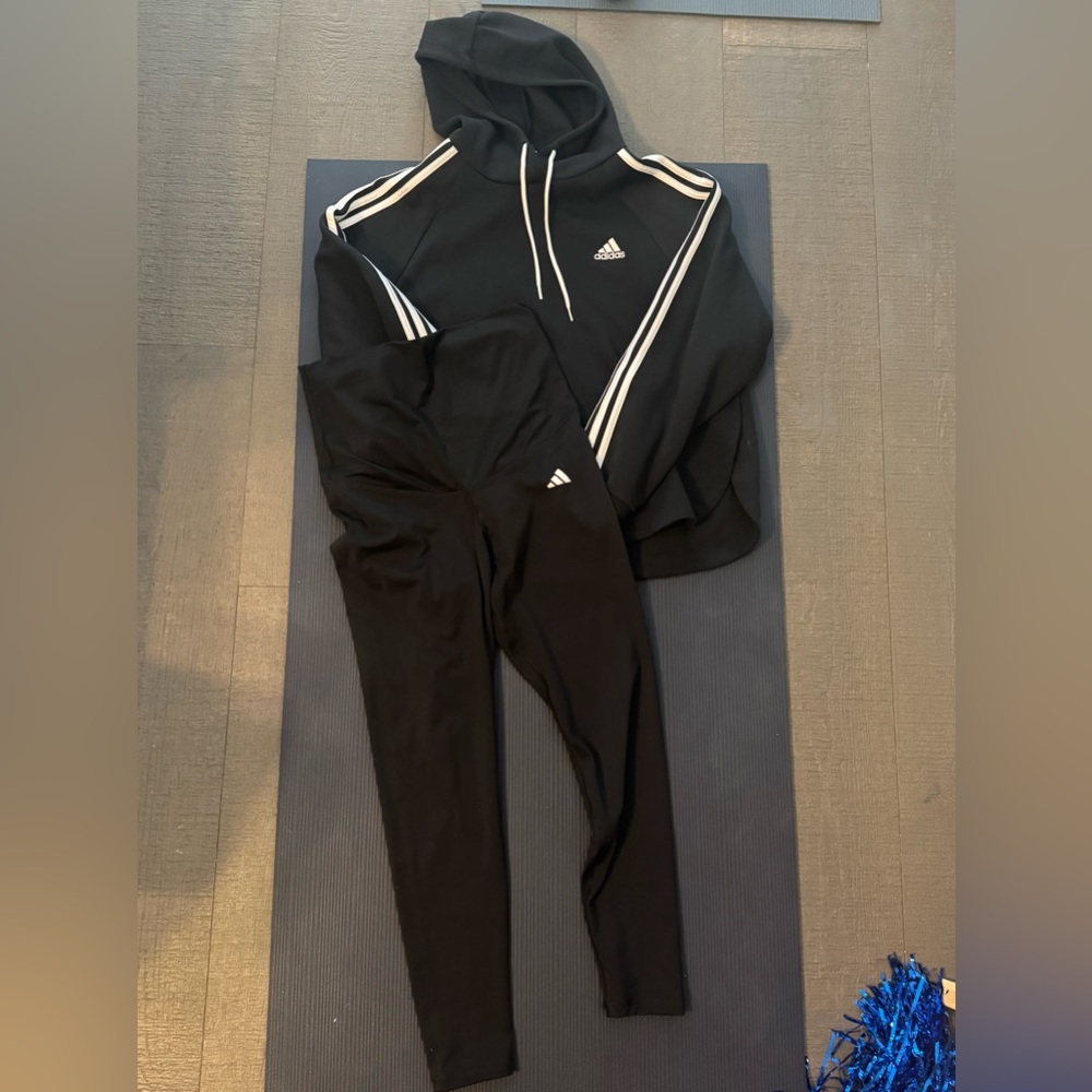 Adidas maternity set - leggings and sweater